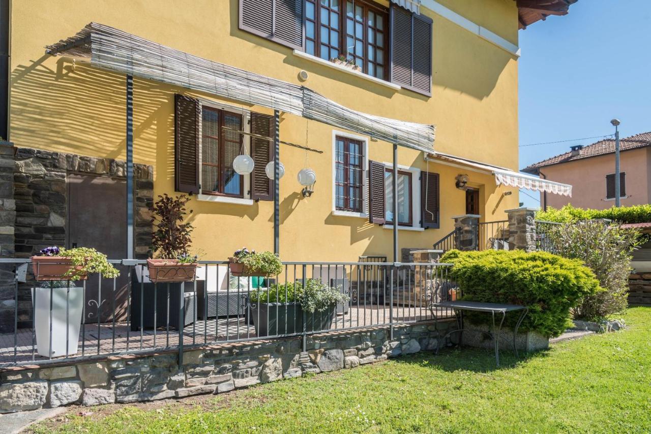 Tinas Yellow Home Leggiuno Exteriér fotografie